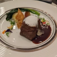 試食