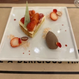 試食でのデザートです。（大人用）