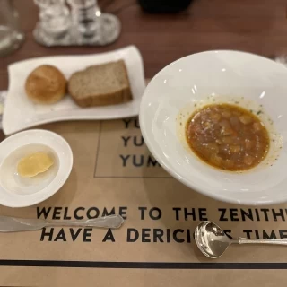 試食会での料理です（大人用）ミネストローネがすごく美味しい