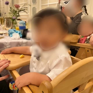 小さい子にはしっかりとチャイルド椅子が用意されます