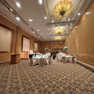 地下披露宴会場広角カメラ