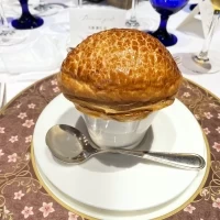 パイを開けるわくわくがあり楽しく、美味しかったです