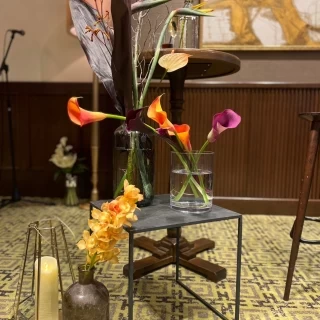 シンプルに珍しいお花を少なく