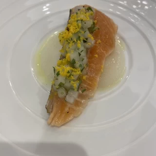 サーモンコンフィ