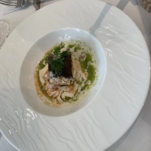 メインの魚料理ですがバターの風味もありとても美味しかったです|654059さんのAMANDAN SKY ～アマンダンスカイ～の写真(2142254)