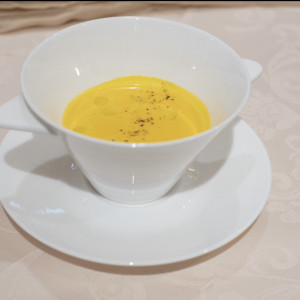 旬野菜のクリームポタージュ|654066さんのヴォヤージュ ドゥ ルミエール京都七条迎賓館の写真(1878846)