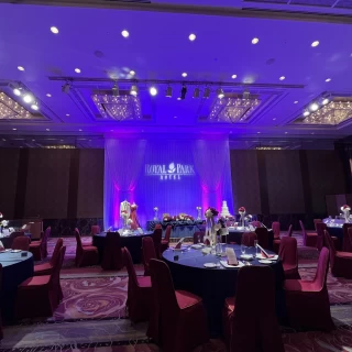 映画マスカレードナイトをイメージした会場