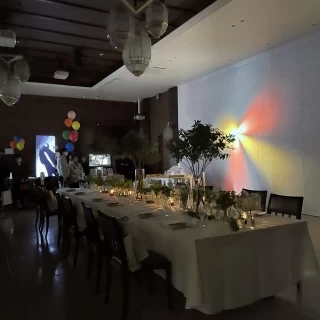 披露宴会場（テール）後方　マジックウォール