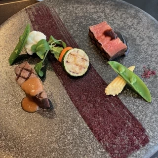 メイン