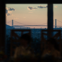夕暮れ時には明石海峡大橋が見えました