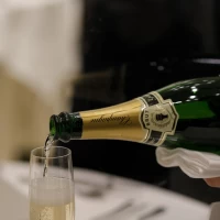 乾杯酒のシャンパン