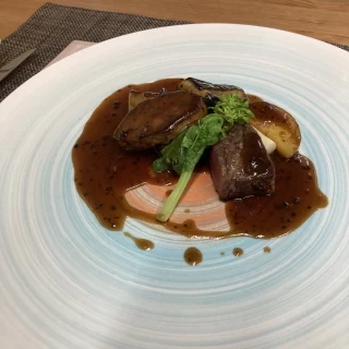 試食でのお肉料理