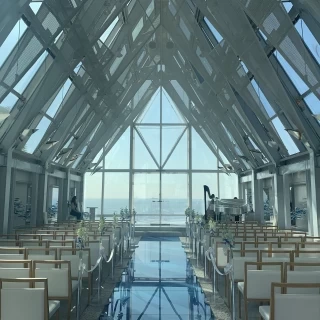 海の見えるチャペル
