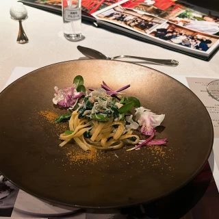 パスタが生麺でとても美味しかったです。