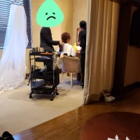 控え室では一緒に準備