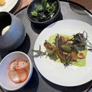 お洒落でとても美味しいお料理でした！