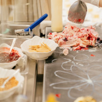 デザートビュッフェ