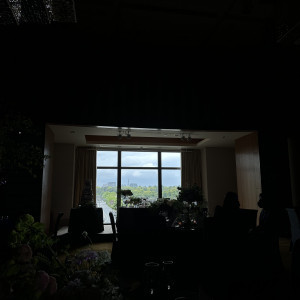この窓が、高砂の後ろ側にあるまど。|655551さんのザ・ペニンシュラ東京の写真(1810535)