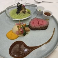 素材の味を生かした丁寧な創作フレンチ