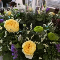 テーブルの装花