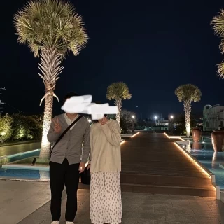 入り口付近の庭