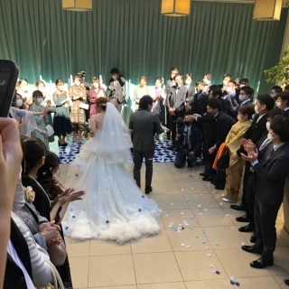 フラワーシャワー
