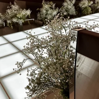 チャペルの両脇の花