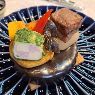 メインのお肉が美味しくて一番印象に残っています