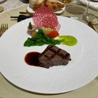 お肉料理