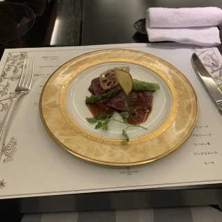 試食の肉料理
