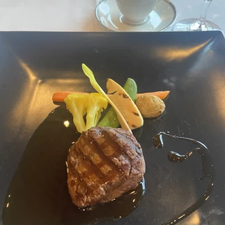 お肉料理