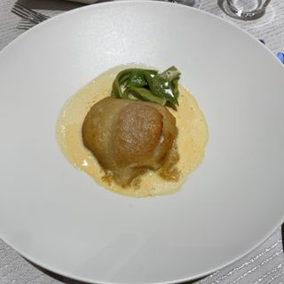 お魚料理です。舌平目でした。
