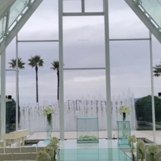 噴水をあげる演出が出来るそうです。