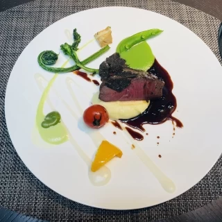 メイン