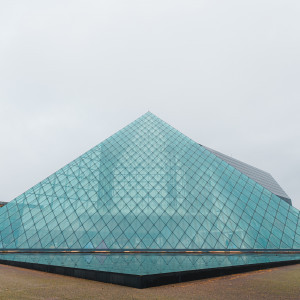ピラミッドの外観。迫力がありますね。|656838さんのモエレ沼公園 ガラスのピラミッド（C.RELATIONSプロデュース）の写真(1765912)