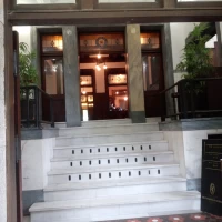 入口から中を見た様子もとても素敵です。写真スポットですね。