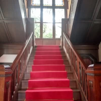 とても重厚感があり窓から自然光も入ってきて、素敵な場所でした