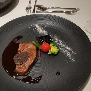 お肉料理