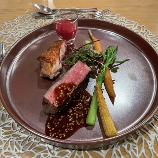 メイン