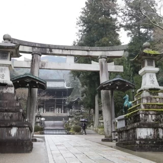 神社外観