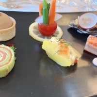 前菜が全部で6こです。