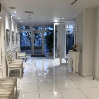 披露宴会場前のロビー