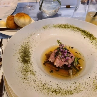 鴨肉の料理
和風出汁が美味しいです