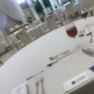 陽だまりの披露宴会場