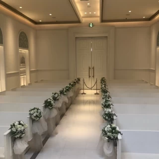 新郎新婦側から見るチャペルの様子。