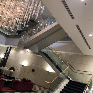ロビーの大階段|658039さんのホテル メルパルク横浜の写真(1780241)