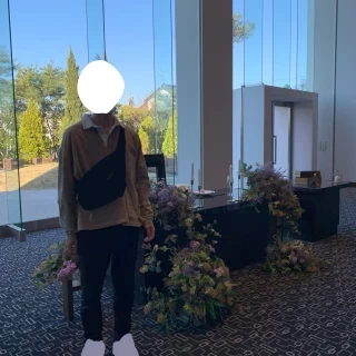 広い会場の方高砂。逆光が気になります。
