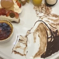 オプションでつけられるビュッフェです。