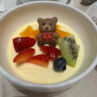 小さい子供が多かったのですが、可愛いデザートもあり楽しめたよ