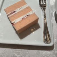 ウェディングケーキです。